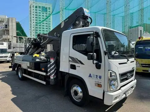 3.5톤 고소작업차 2018년식 사진 1