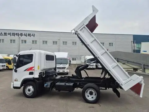 현대 마이티 3.5톤 버큠로리 2024년식 사진 1