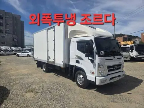 3.5톤 냉동탑 2021년식 사진 1
