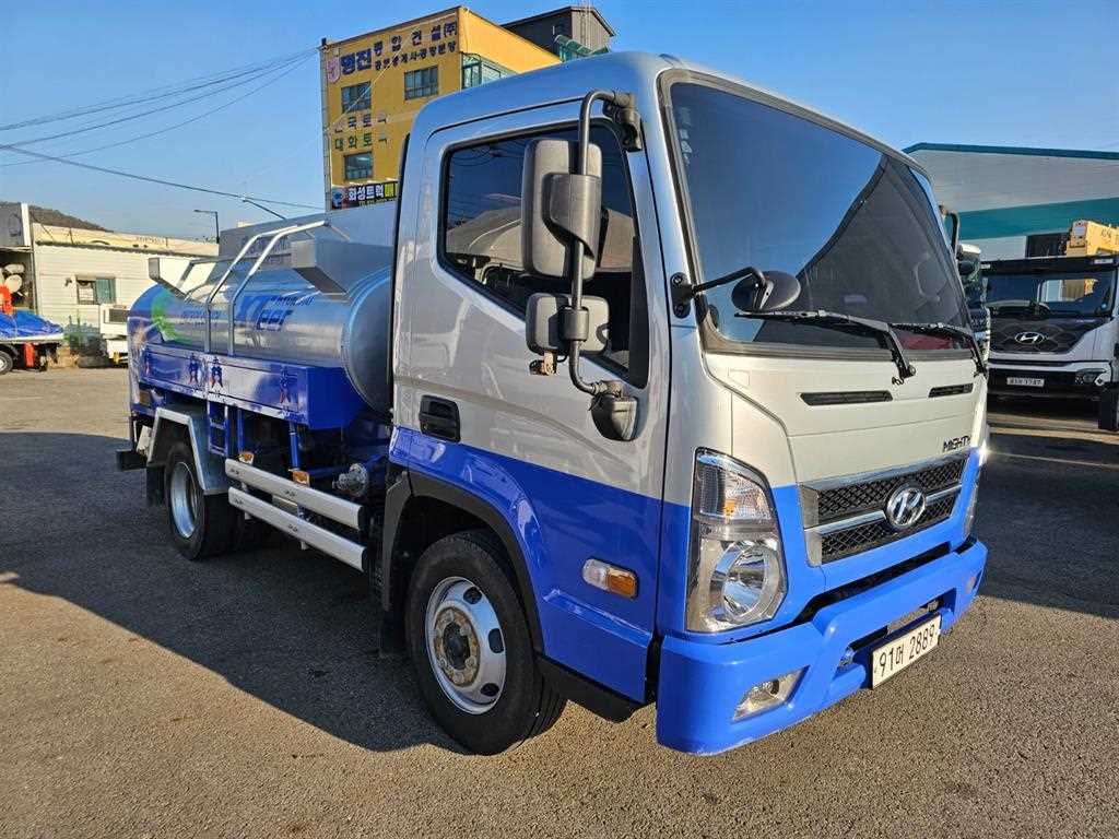 현대 마이티 2.5톤 탱크로리 2021년식 사진 3