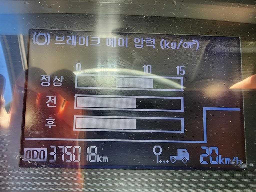 현대 메가트럭 5톤 카고 2012년식 사진 12