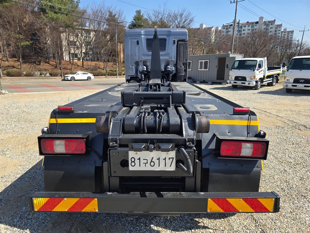 현대 엑시언트 22톤 버큠로리 2019년식 사진 9