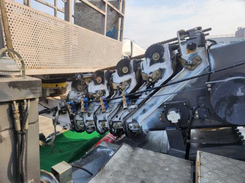 3.5톤 고소작업차 2017년식 사진 13