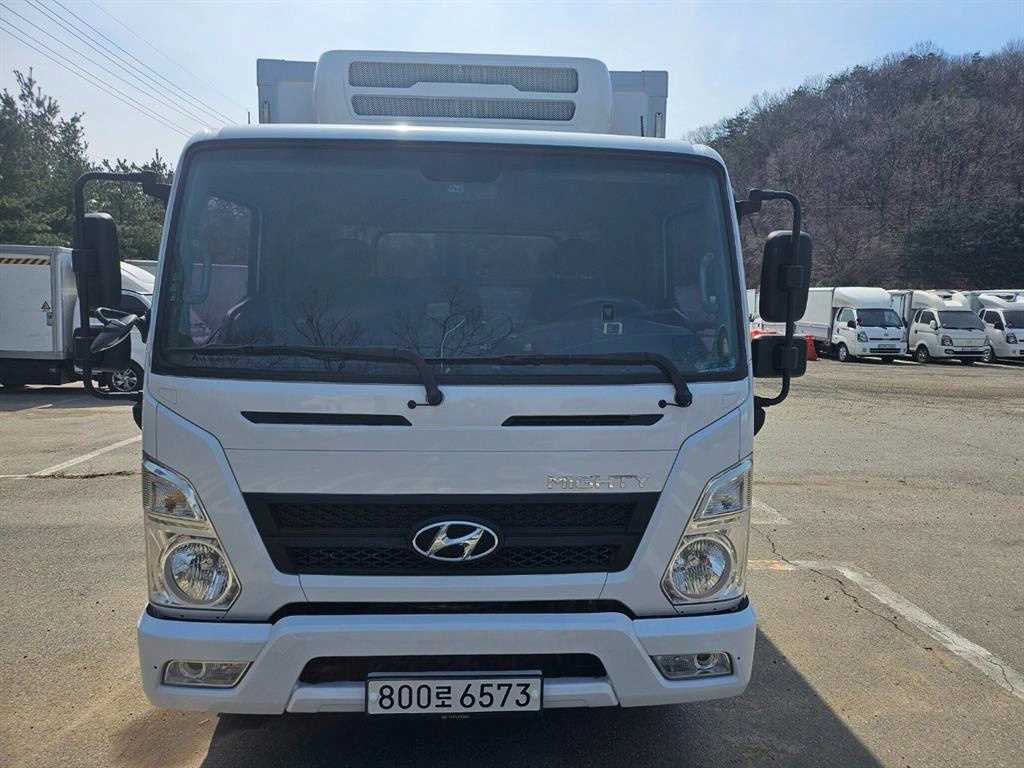 3.5톤 냉동탑 2017년식 사진 1