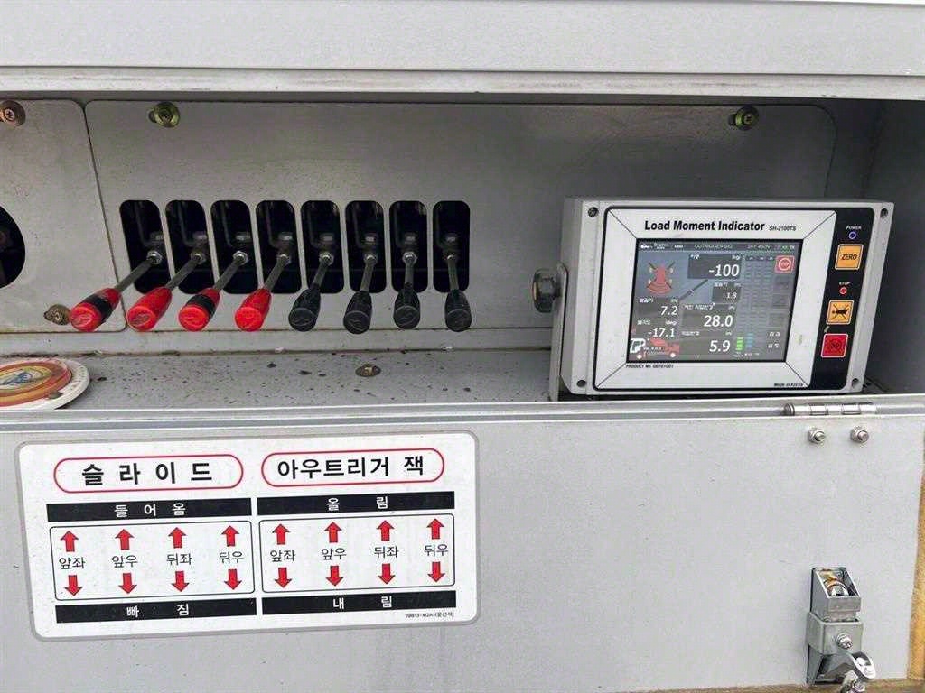 5톤 고소작업차 2020년식 사진 9