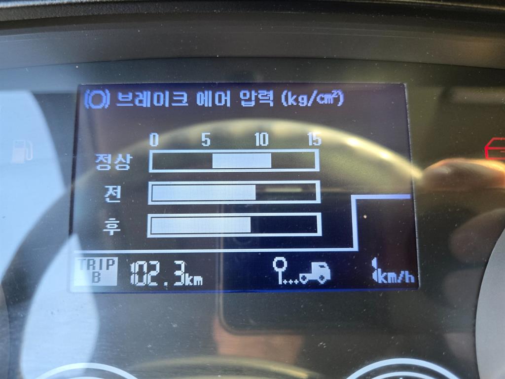 5톤 왕겨및톱밥운송 2010년식 사진 10