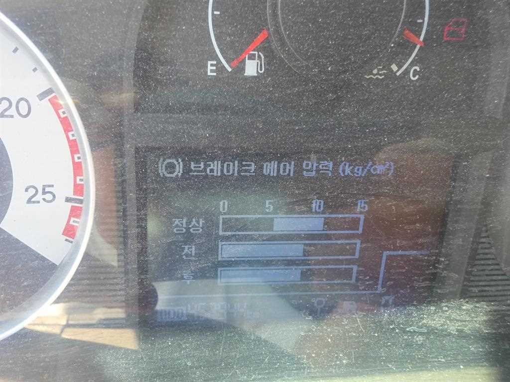 8.5톤 윙바디 2011년식 사진 15